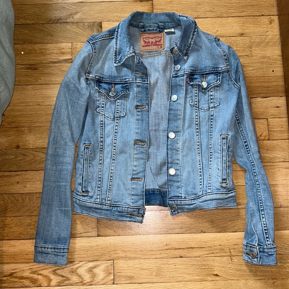 Levi’s Denim Jacket. Size XS